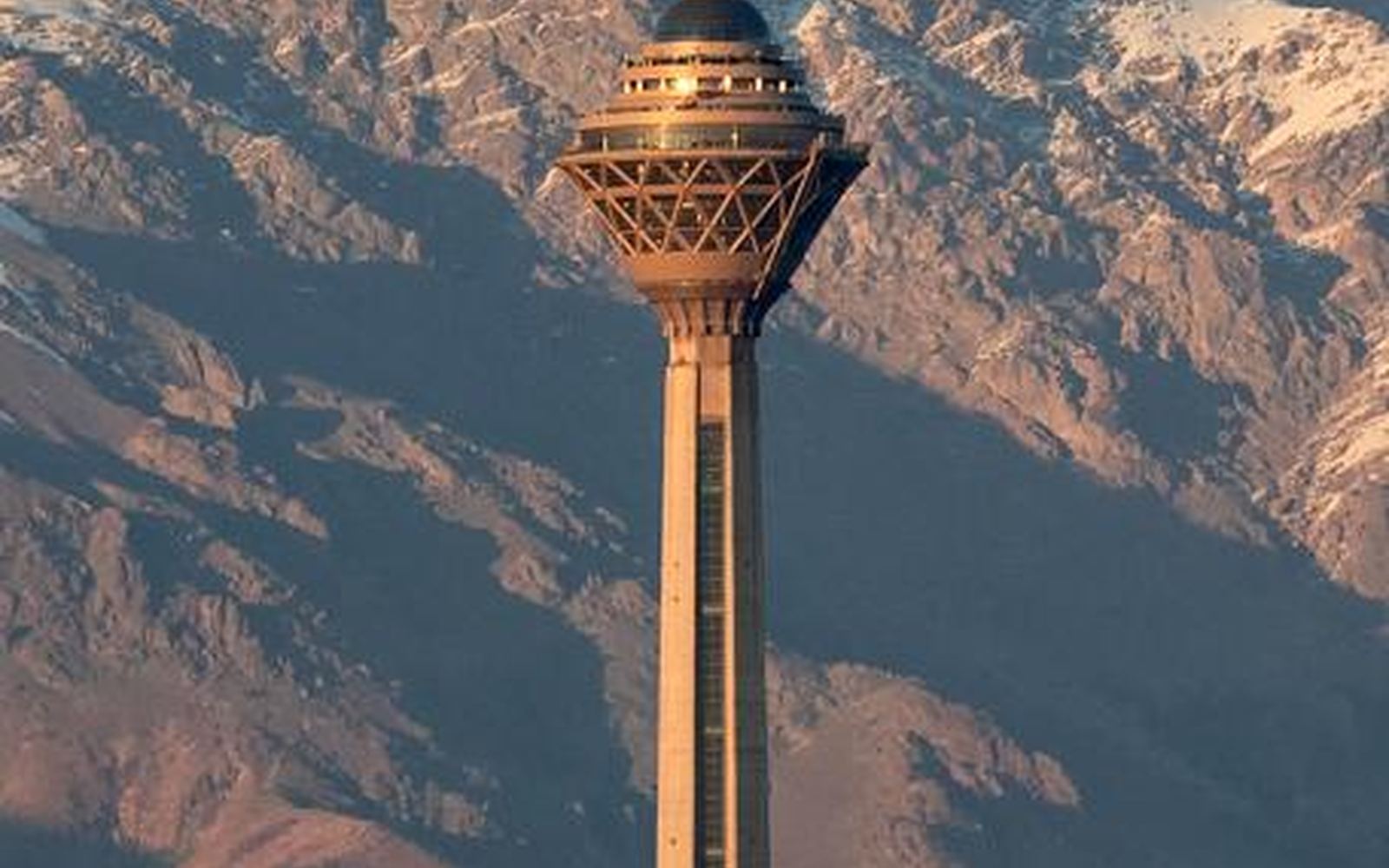 برج ميلاد – طهران